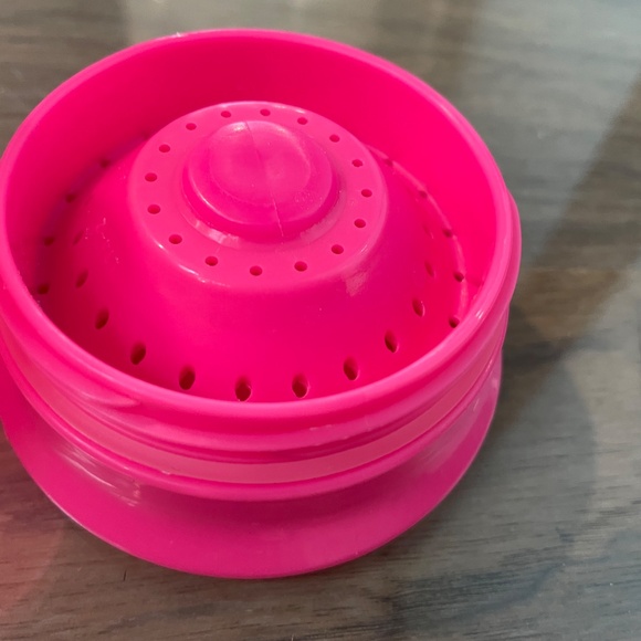 Excellent Condition Toddler 360 Degree Sipping Cup - Picture 8 of 8